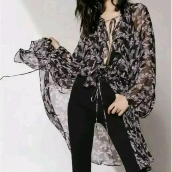 Victoria Secret Duster Robe Chiffon size XS/S West Side Floral Black Pink Kimono - Picture 1 of 9